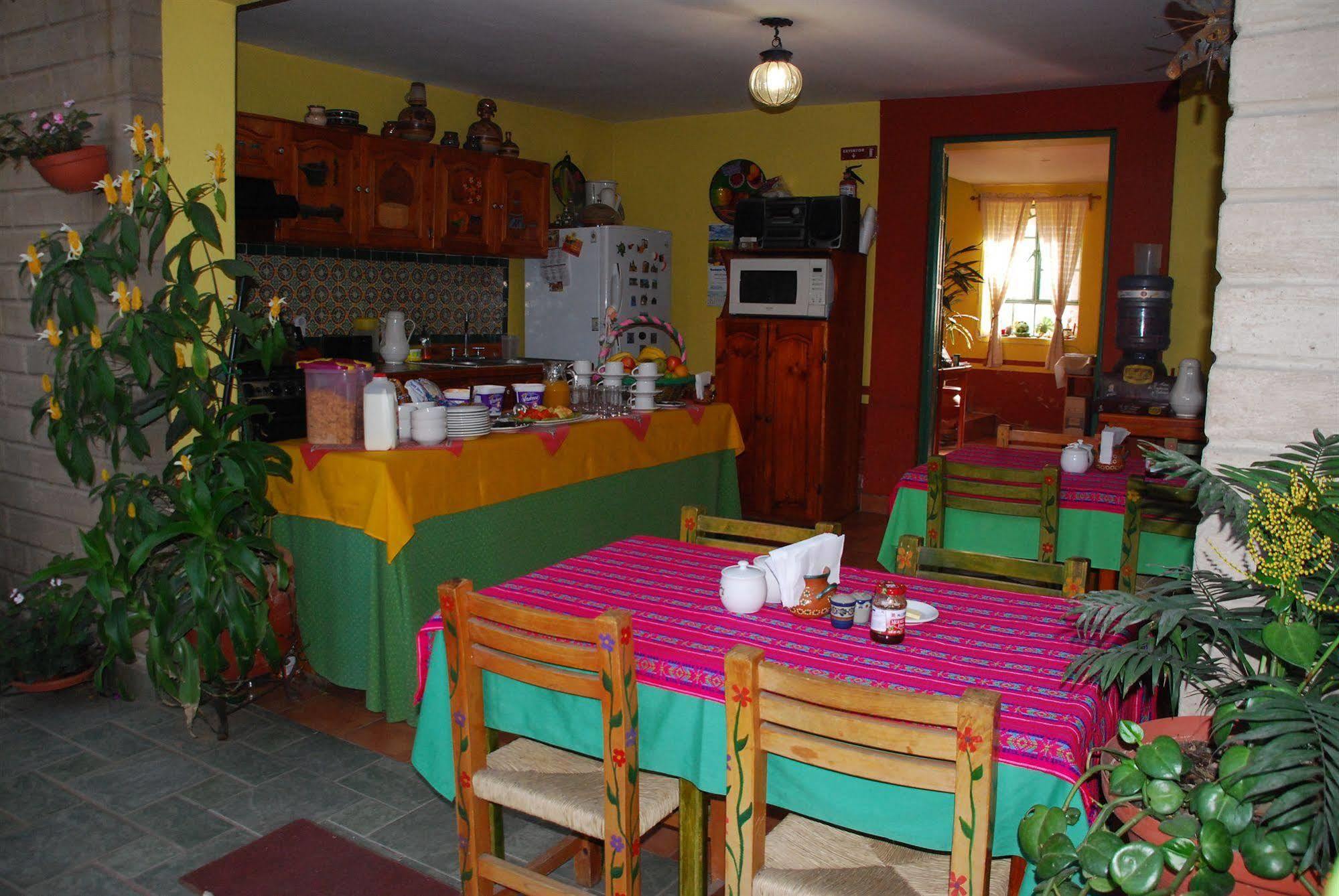 Bed and Breakfast Casa Del Retono Tlaquepaque Exterior foto